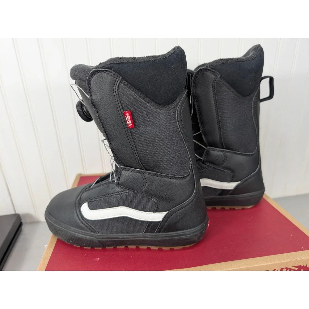 Vans Aura Linerless Snowboard Boots Men's 7 Black/Gum Synthetic VN000BWGB9M